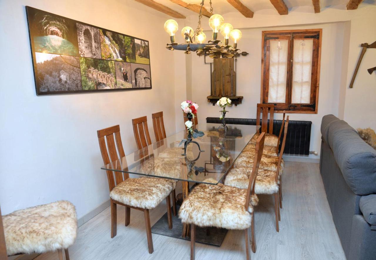 Triplex Rustico-Moderno Hasta 18 Plazas - Pobla De Lillet Apartment ลาโปบลา เด ลีเญต ภายนอก รูปภาพ